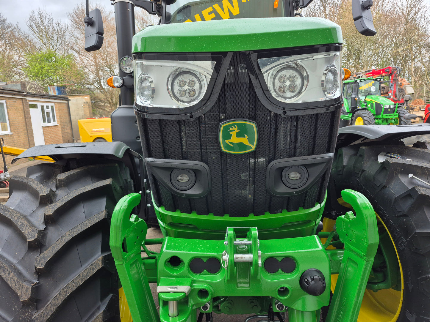 John Deere 6145M/6155R