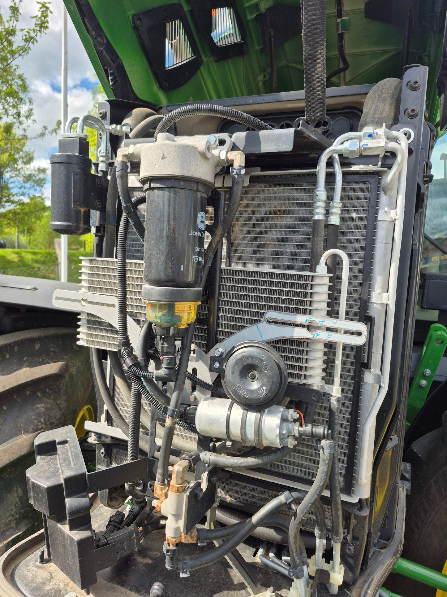 John Deere 6145M/6155R