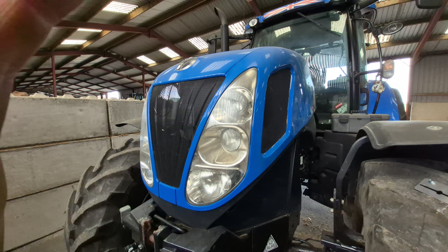 New Holland T7 (210/225/230/250/260)