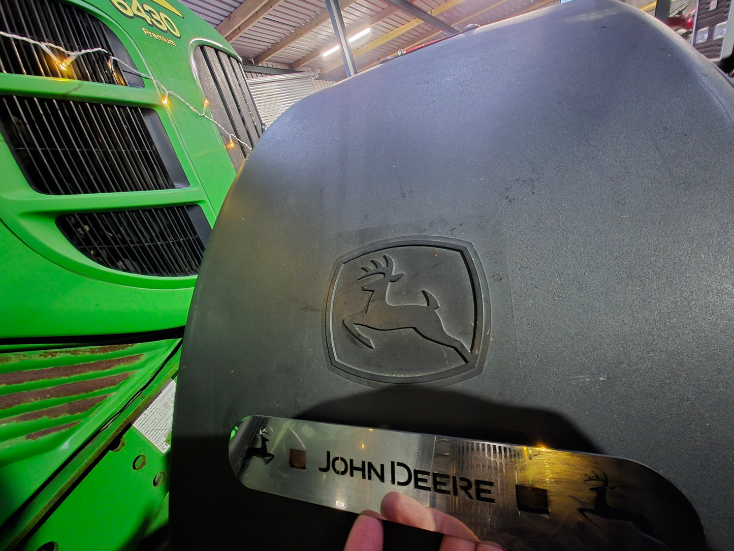 John Deere mudgaurd brackets (130mm)