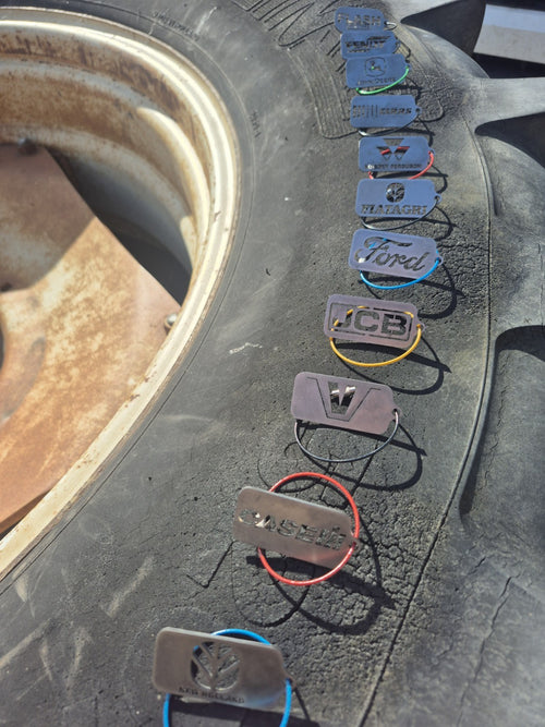 Fendt Keyring. Flash Tractors Stainless Steel Valtra Keyring