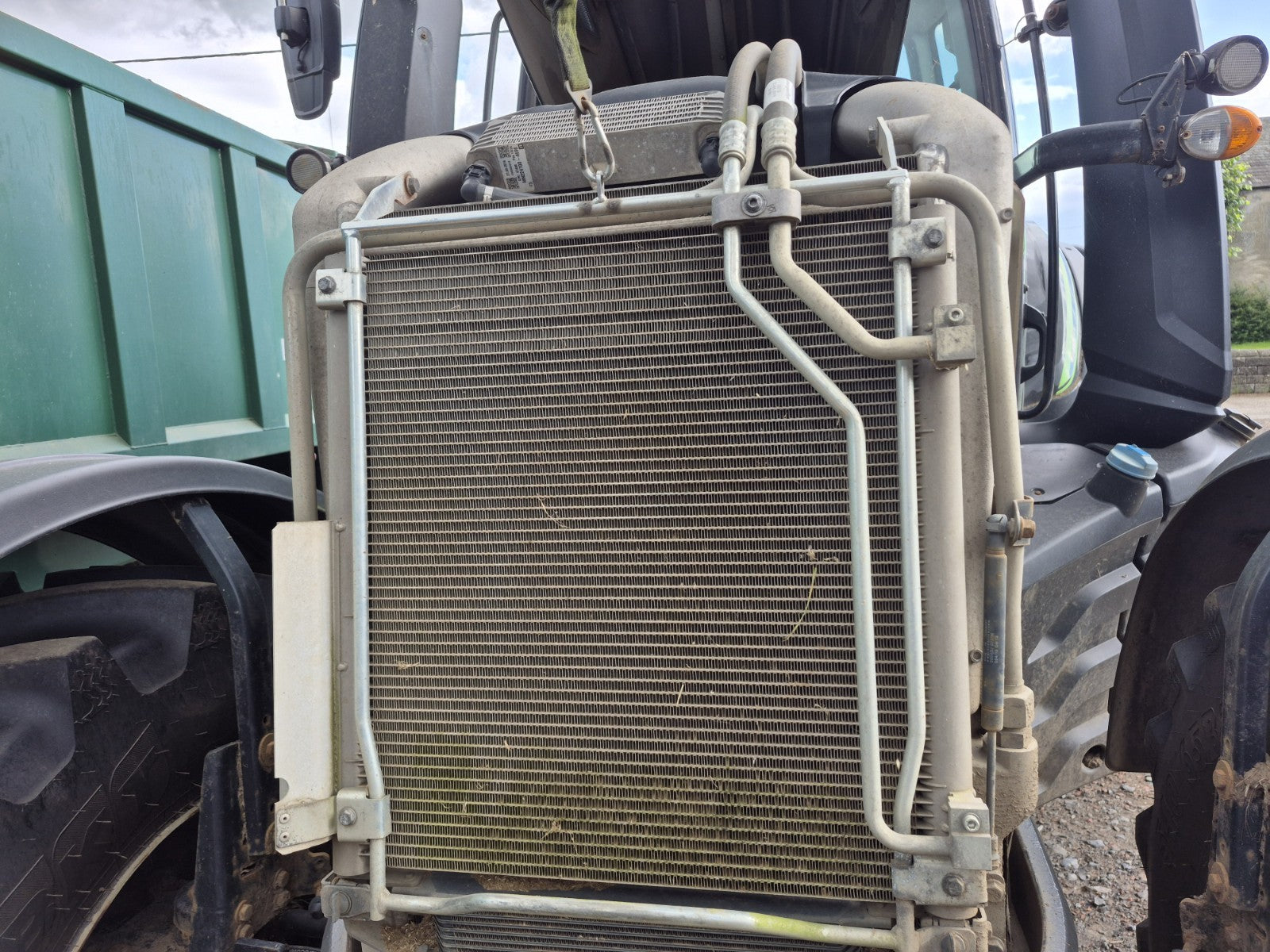 Vatra T194 Flash Tractors  Beacon Kit.