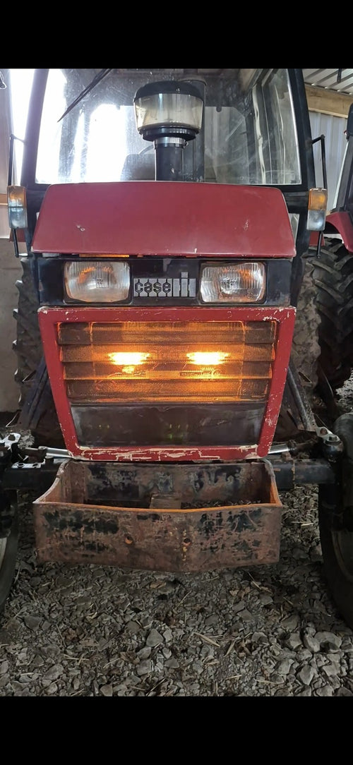 Case International 1594, 1494, 1394 Flash Tractors Kit. Lower Grill