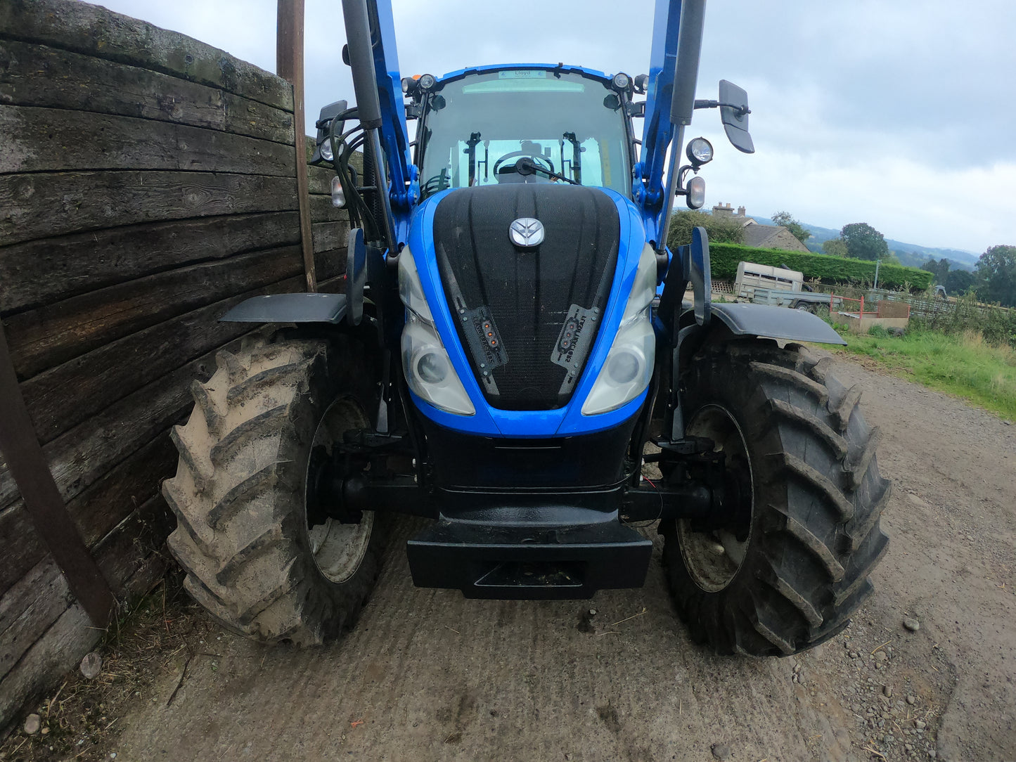 NEW HOLLAND T5.120