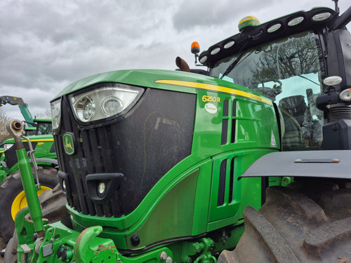 John Deere 6250R
