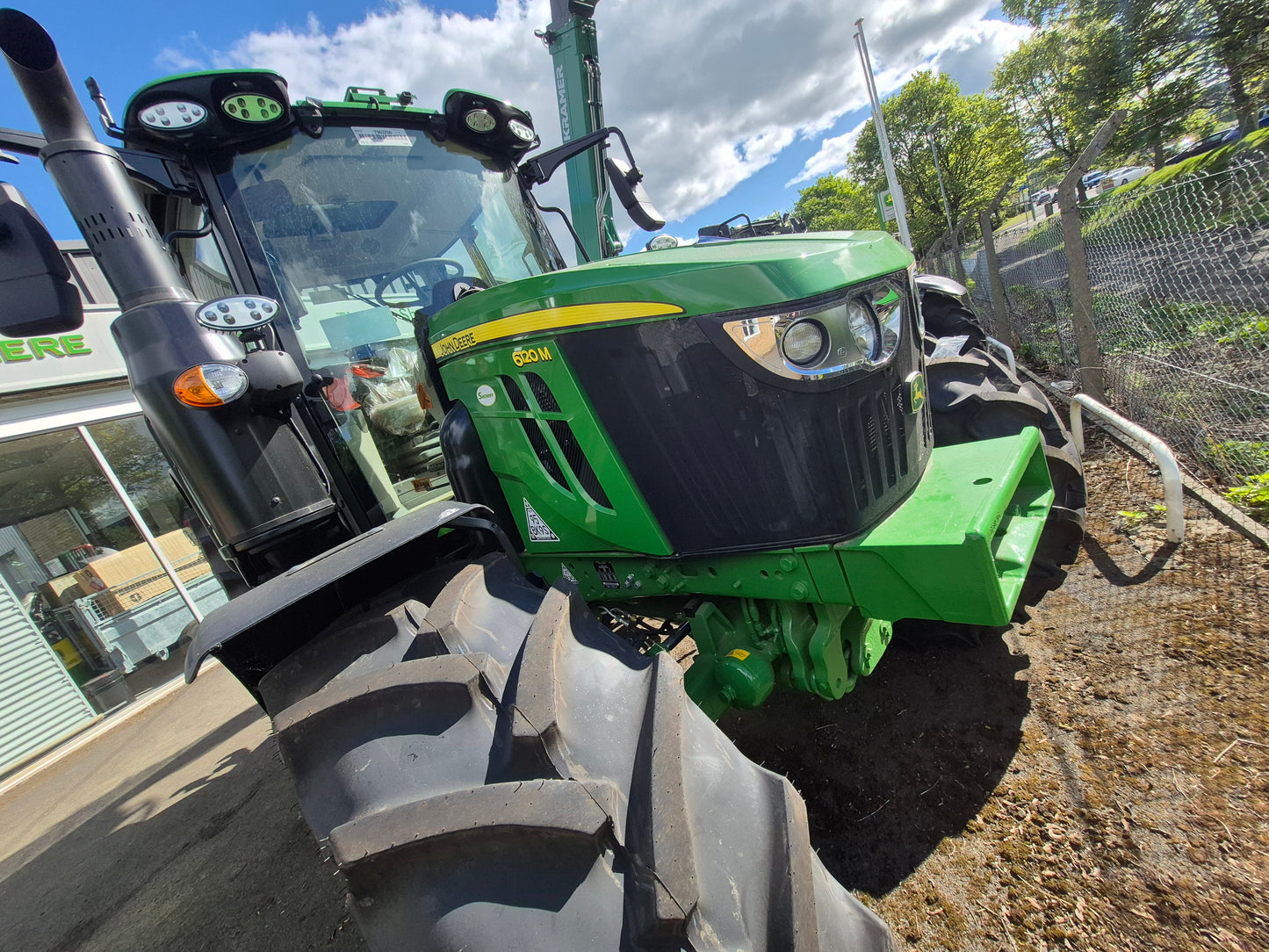 John Deere 6120M/6125M