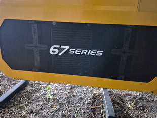 McConnel 6567T Series Hedge cutter