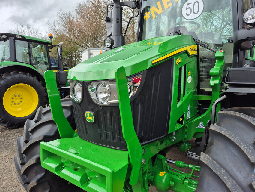 John Deere 6M120/6M125