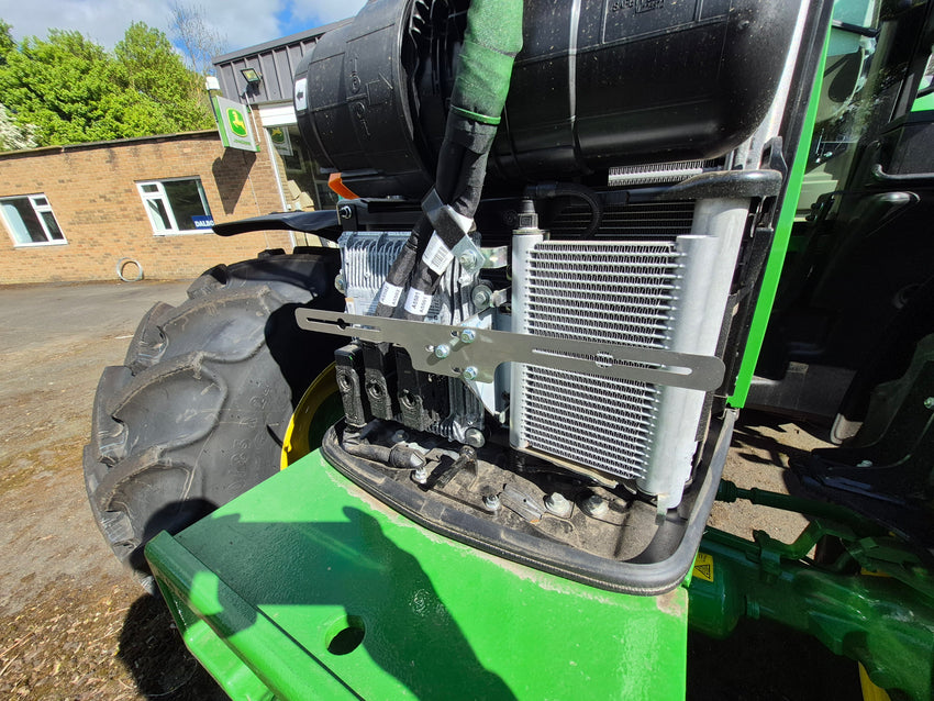 John Deere 6M120/6M125