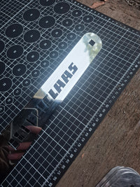 Claas mudguard brackets